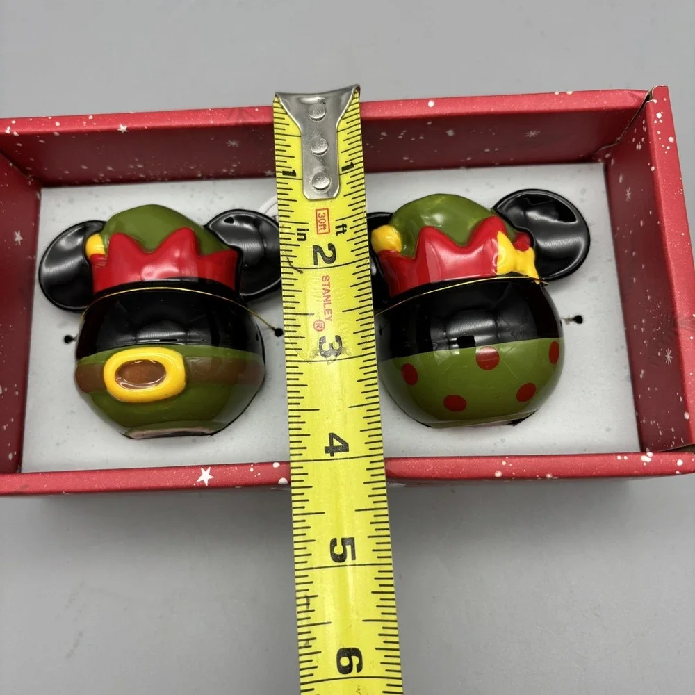 Disney Mickey  & Minnie Mouse Christmas Elf Hat Salt Pepper Shakers Holiday Gift